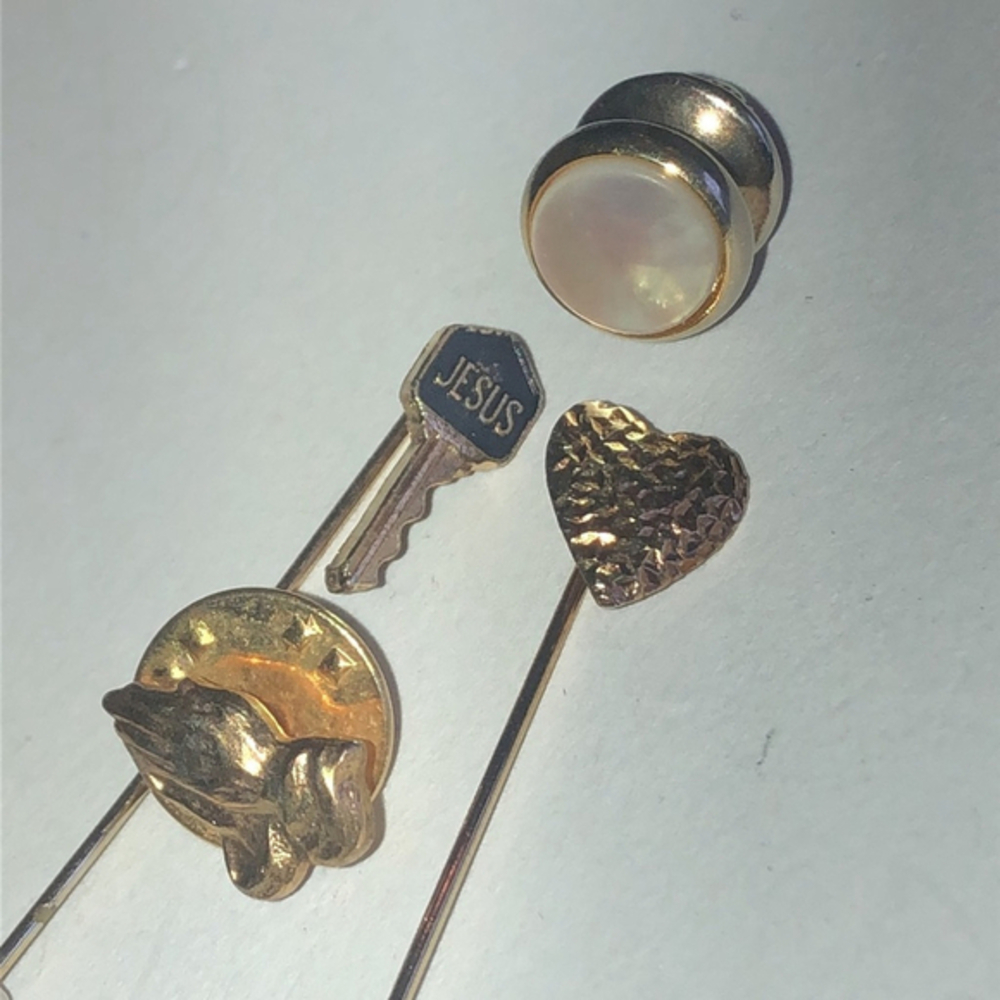 Lot of 4 Vintage Small Pins Tie Tacks Cross Religious Stick Pins